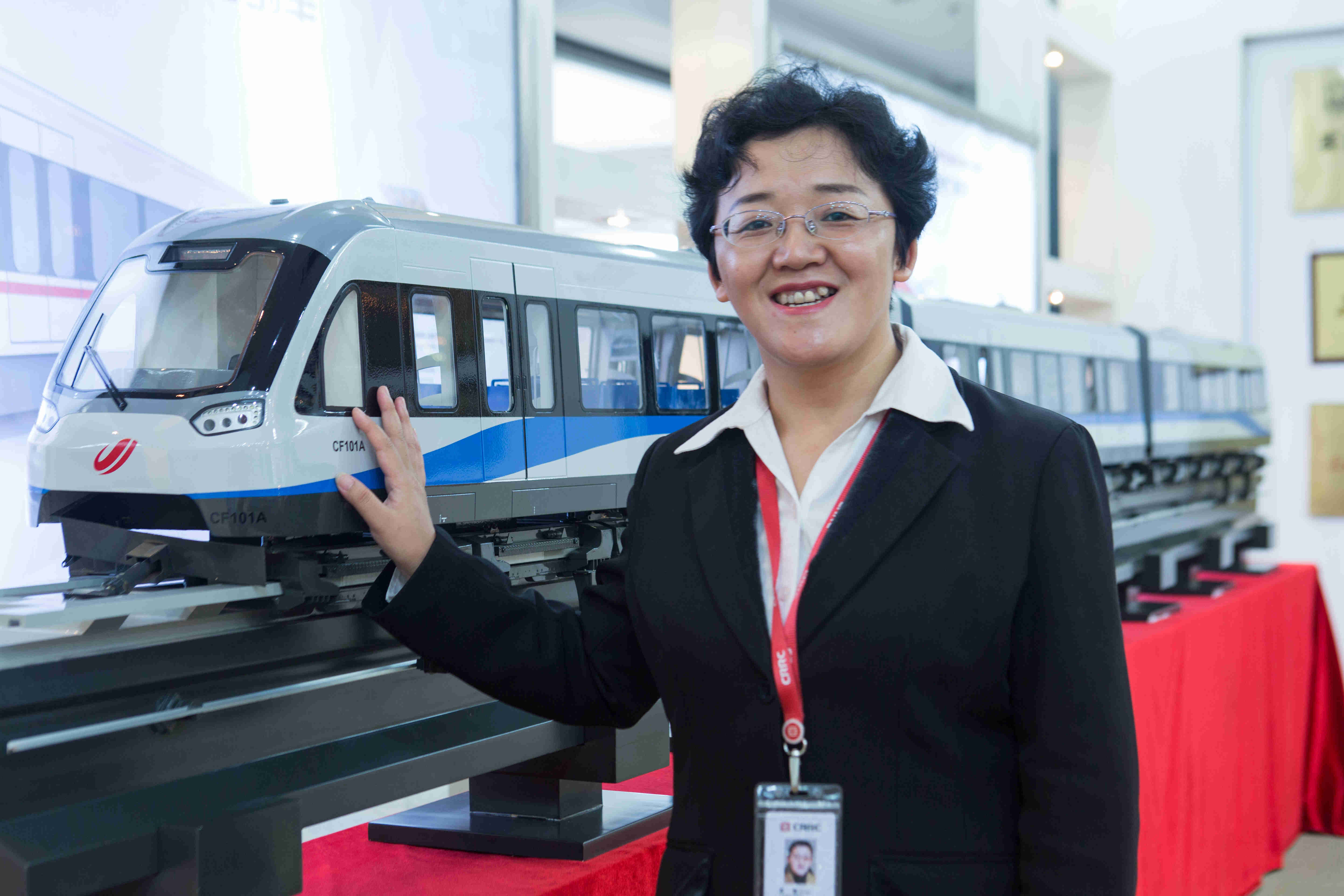 全国三八红旗手高楠点靓中国名片